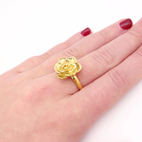 KIKICHIC Rose Flower Shape Ring Stainless Steel, Romantic Flower Design Ring Gold, Stackable Valentines Flower Ring Gold, Vintage Flower Silver, Modern Flower Ring Stacks, Waterproof Flower Gold Rings.