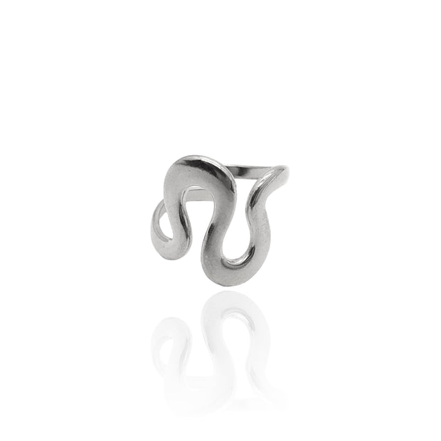 Curvy Ring
