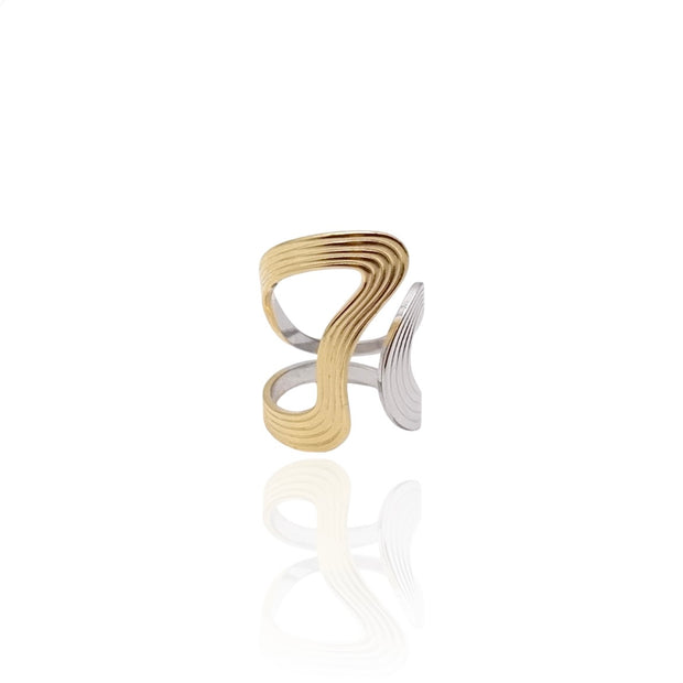 Two-Toned Wavy Texture Ring