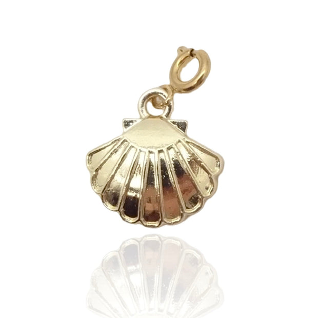 Clam Shell Charm