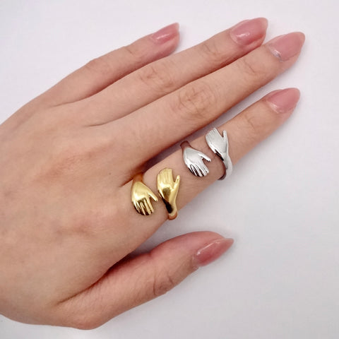 Hand Hug Ring