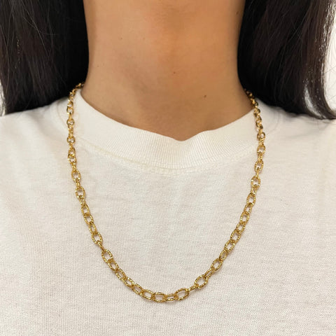 Textured Paper Clip Thick Necklace