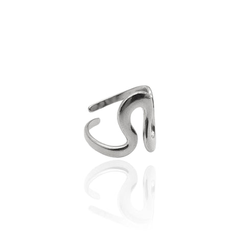 Curvy Ring