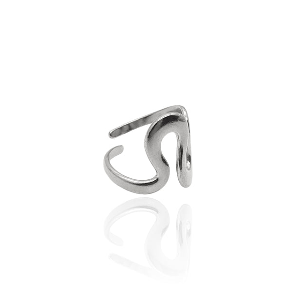 Curvy Ring
