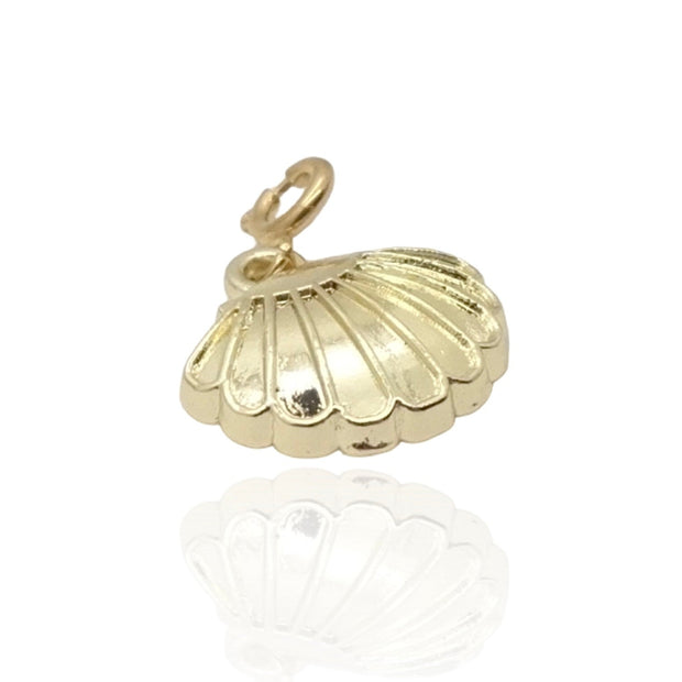 Clam Shell Charm
