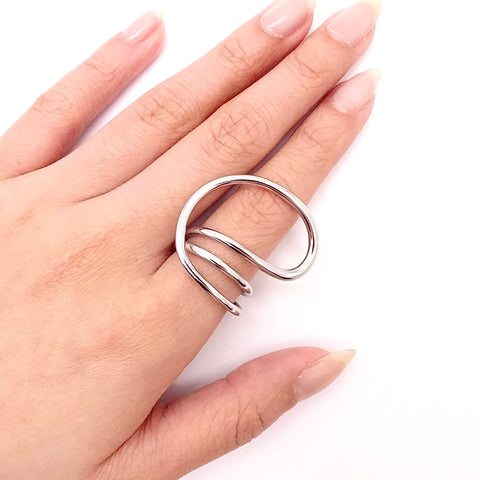 Curved Statement Ring