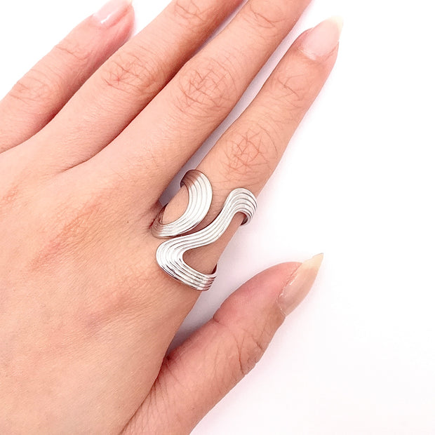 Wavy Texture Ring