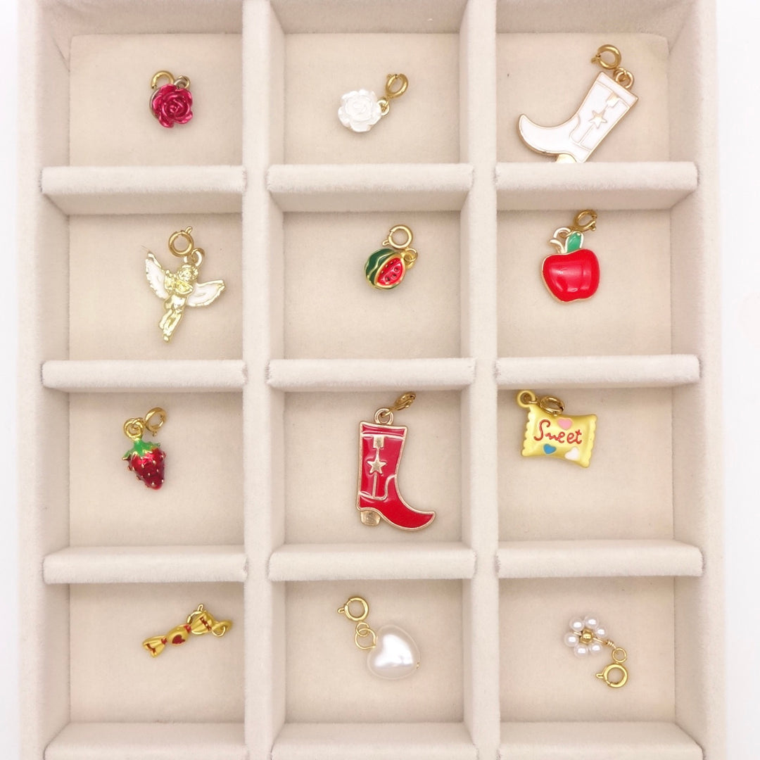Pearl Heart Shape Charm – KIKICHIC