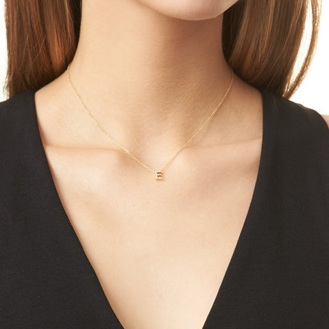 Signature Letter E Necklace – With Clarity