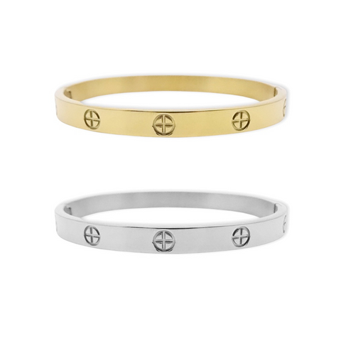 Cartier Love Bracelet Small vs. Regular - Which One Is Better? 